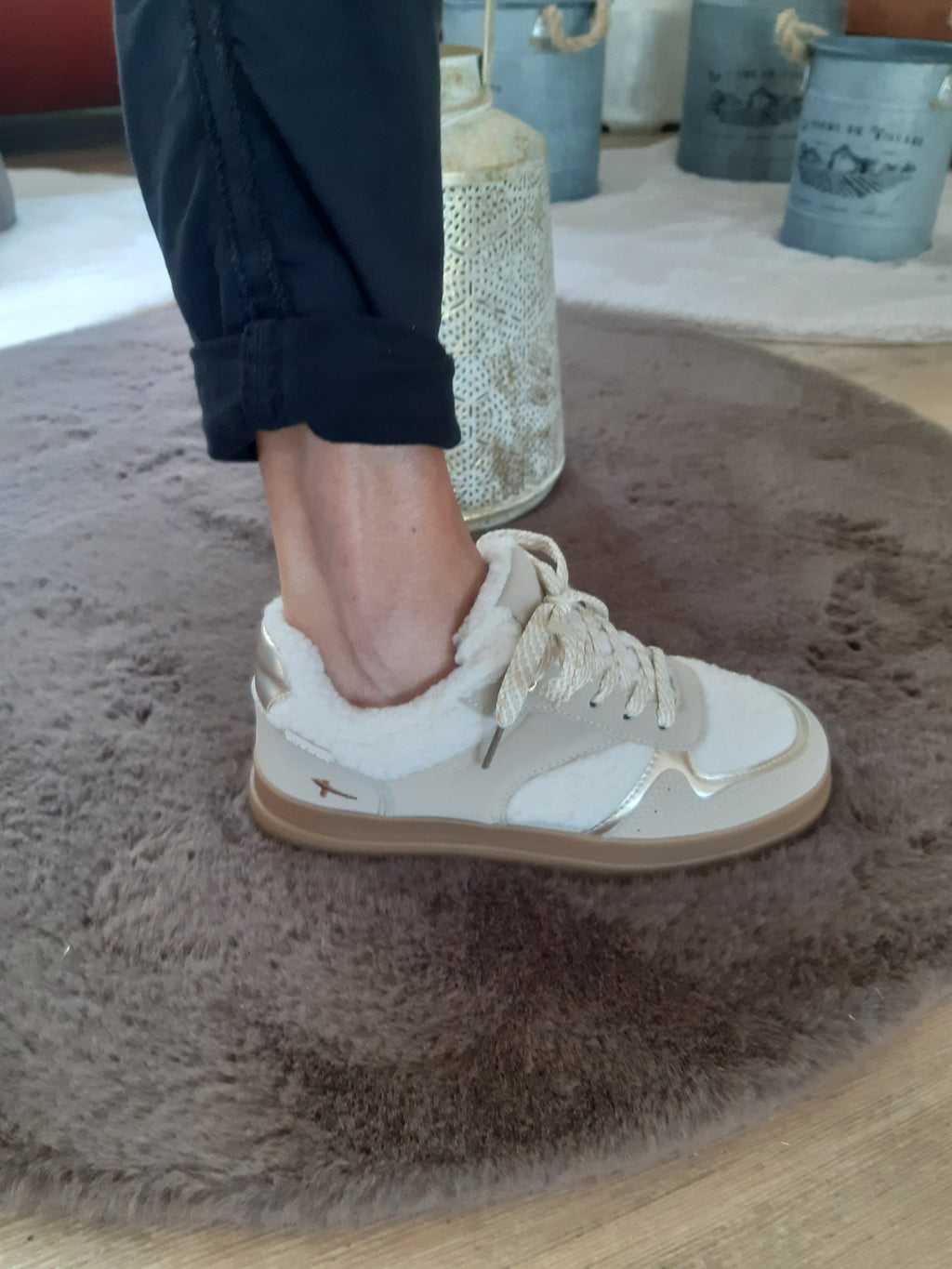 Baskets tendance "moumoute"