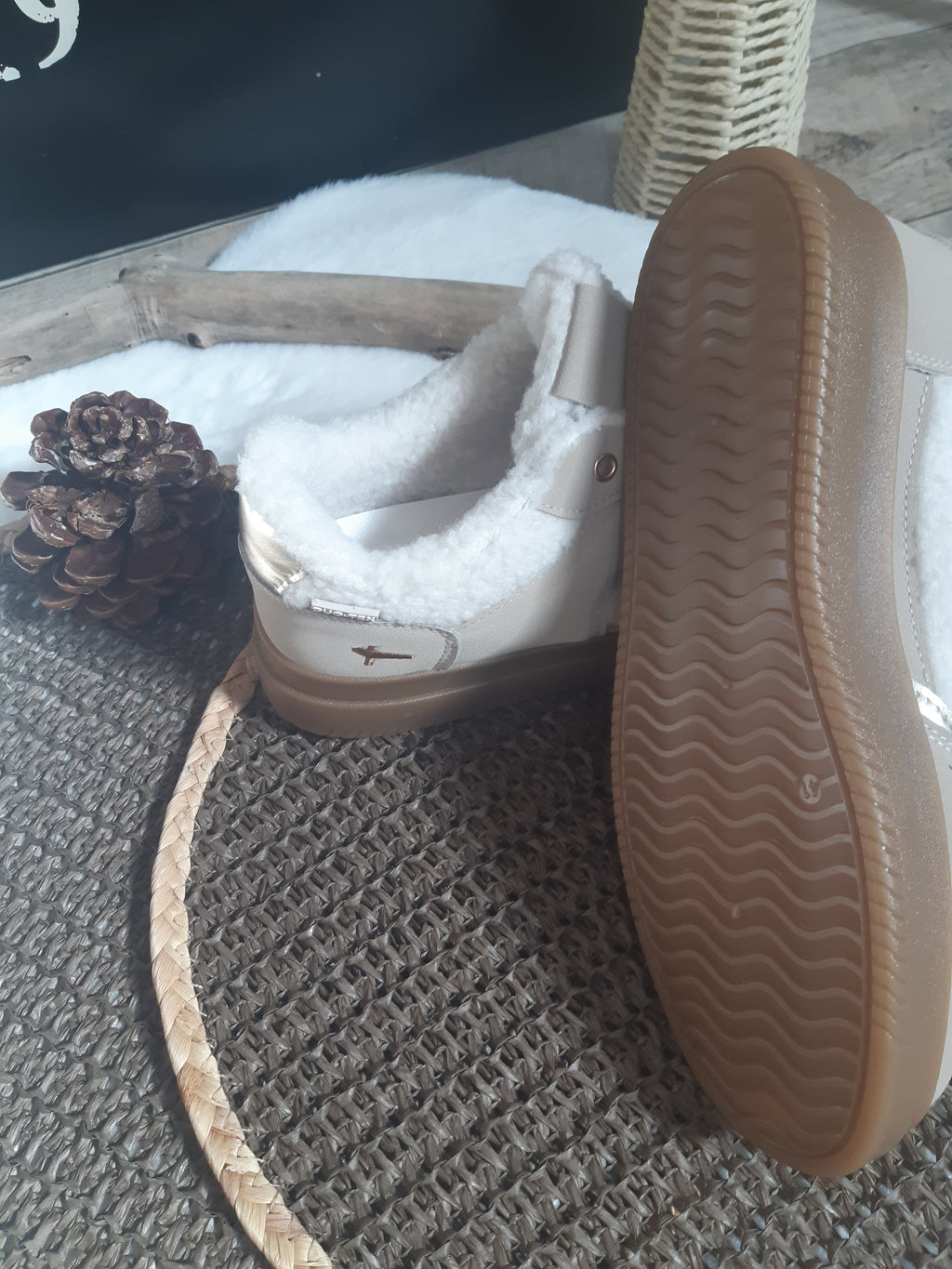 Baskets tendance "moumoute"