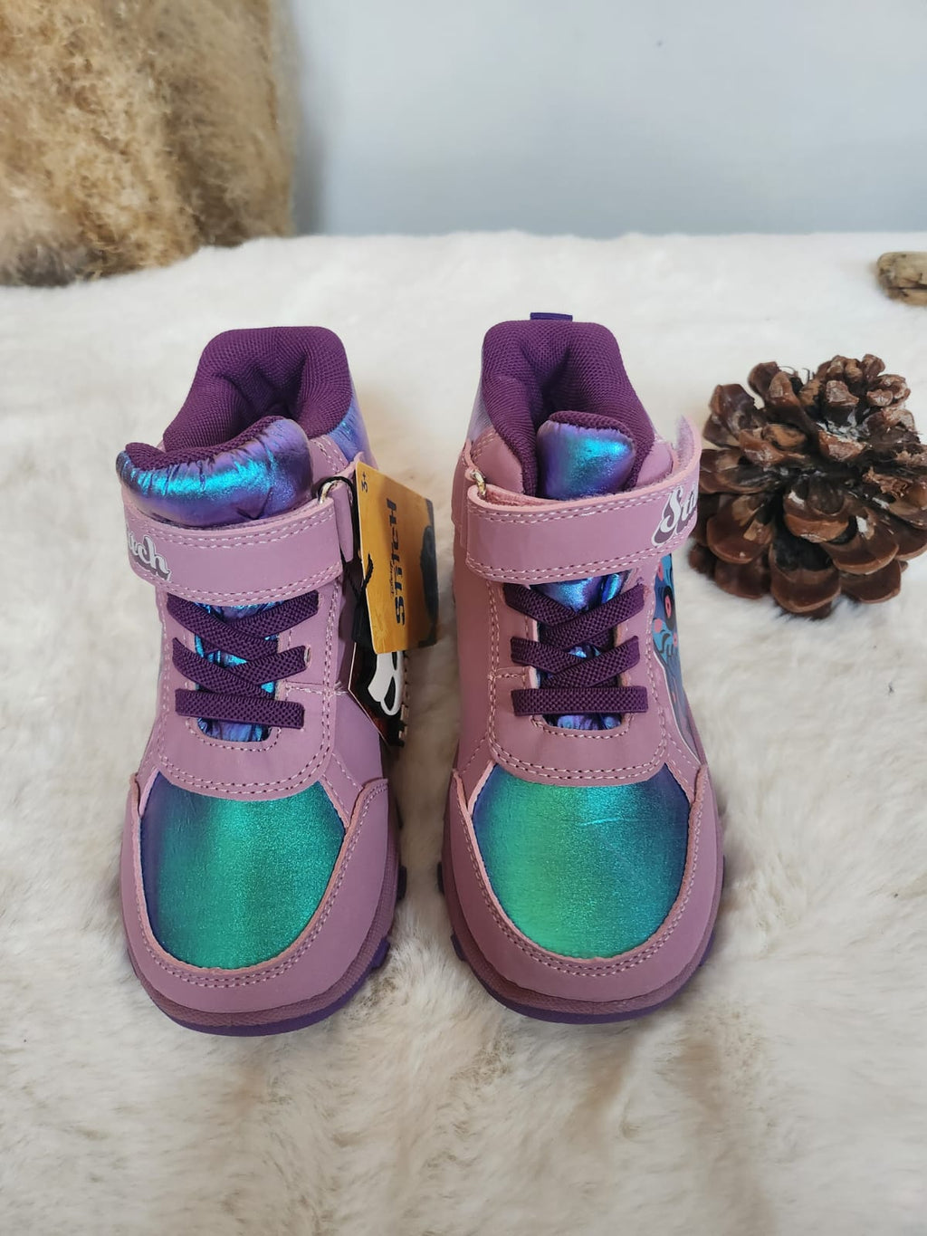 Baskets montantes Stitch