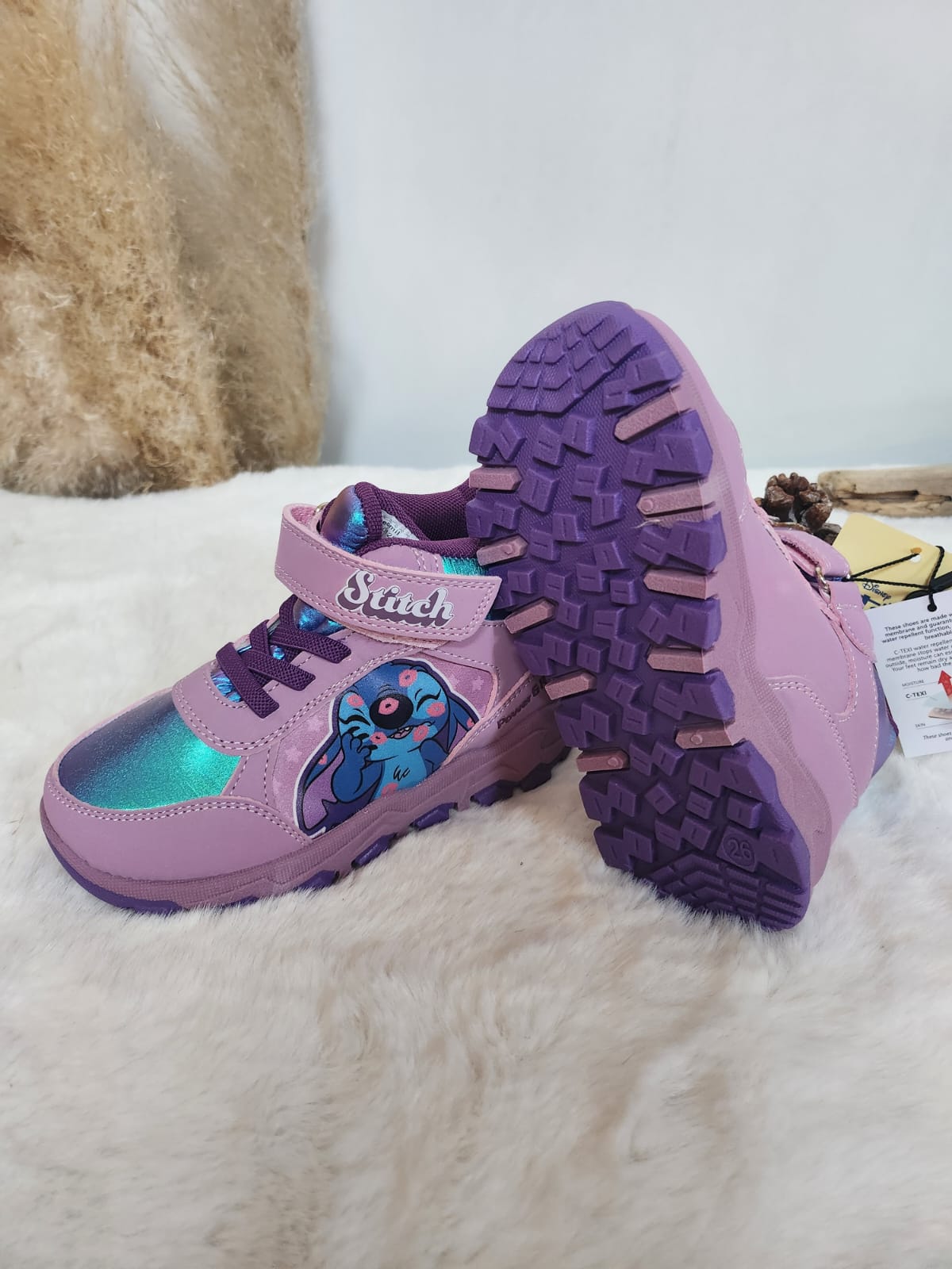 Baskets montantes Stitch